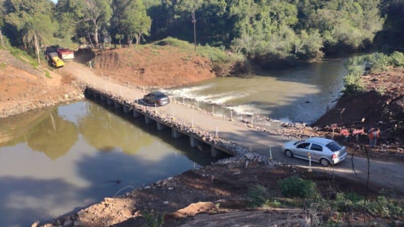 Confirman que el paso provisorio sobre el arroyo Pindaytí está habilitado 1 2 - Puente Pindayti 28 de marzo 1 - 1