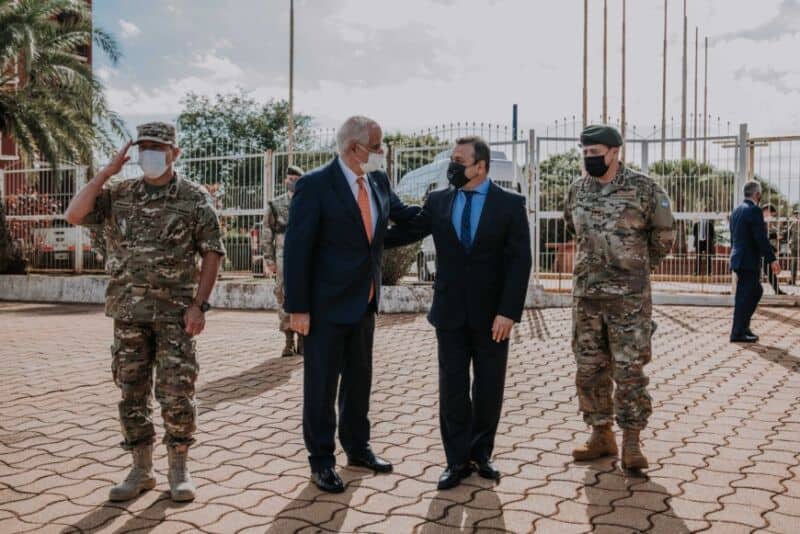 Herrera y Taiana dieron inicio a la instrucción básica de 1.500 aspirantes a soldados voluntarios 5 10 - VisitaMinistro Taiana 45 6 - 9