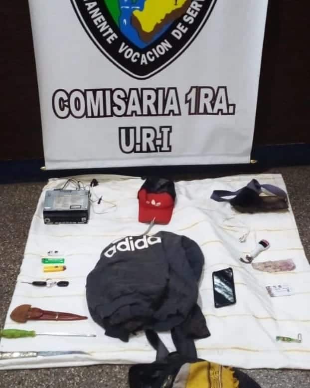 Apresaron a un hombre acusado de robar elementos de un vehículo en Posadas