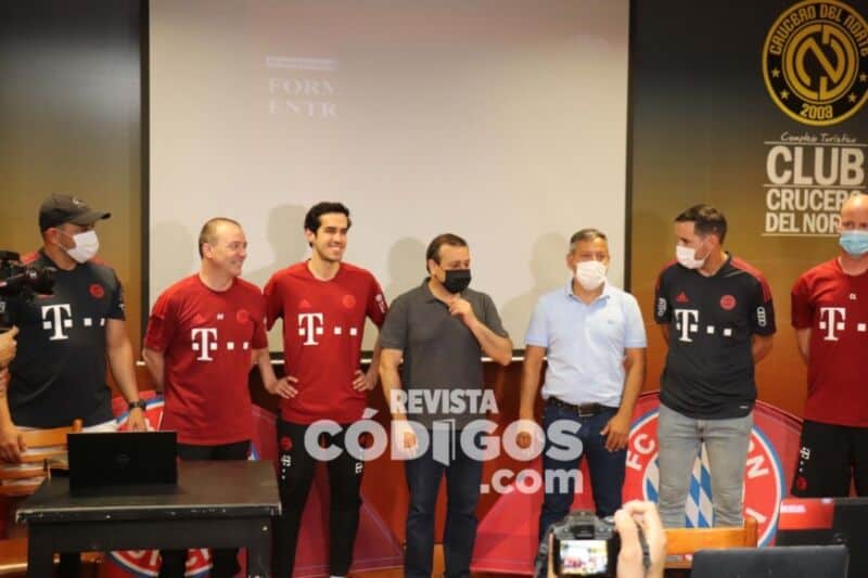 Herrera inauguró el curso de capacitaciones de fútbol dictado por el Bayern Múnich en Misiones 7 14 - WhatsApp Image 2022 03 07 at 11.00.10 2 - 13