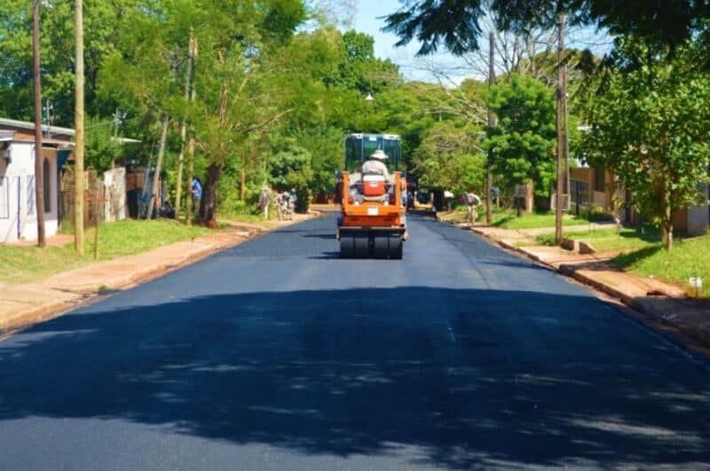 Asfaltaron la totalidad de las calles internas de la chacra 104 de Posadas