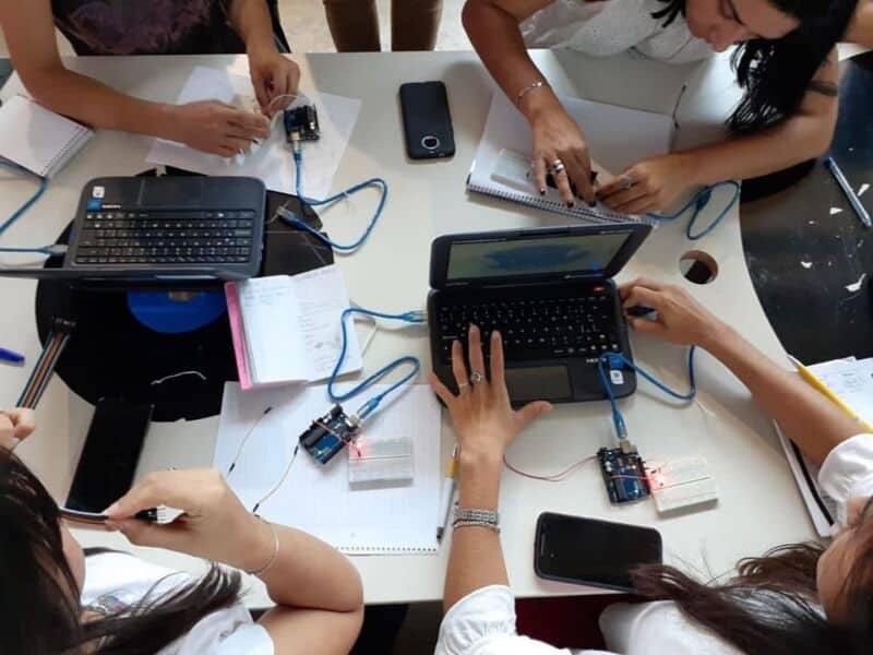 Extienden las propuestas de “Arduino Week" para estudiantes 1 2 - WhatsApp Image 2022 03 25 at 17.28.23 - 1