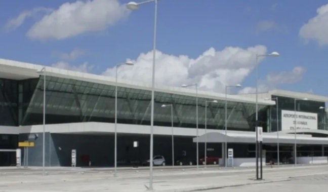 Brasil: un niño de 9 años se escapó de su casa, tomó un avión y viajó 2.700 kilómetros