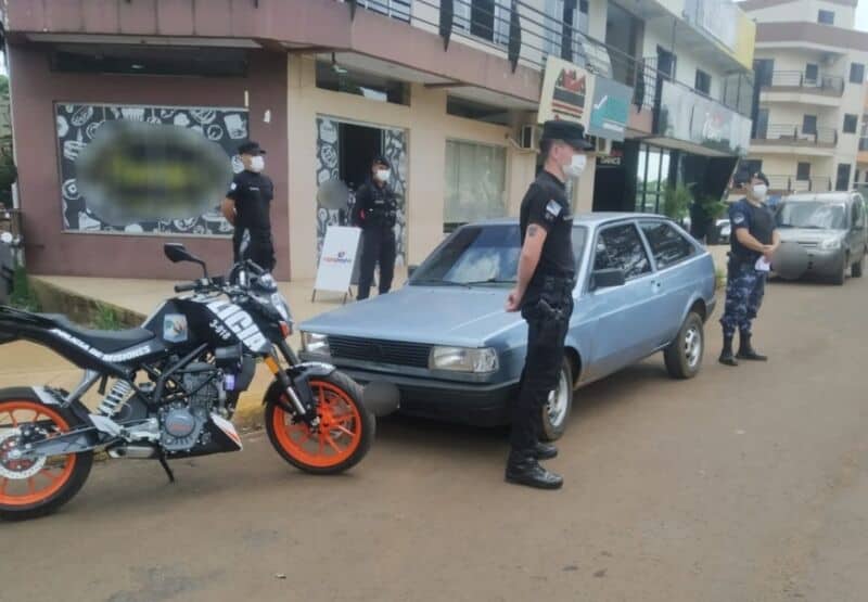 Secuestraron un auto con la patente adulterada presuntamente utilizado en un ilícito en Brasil: hay un detenido