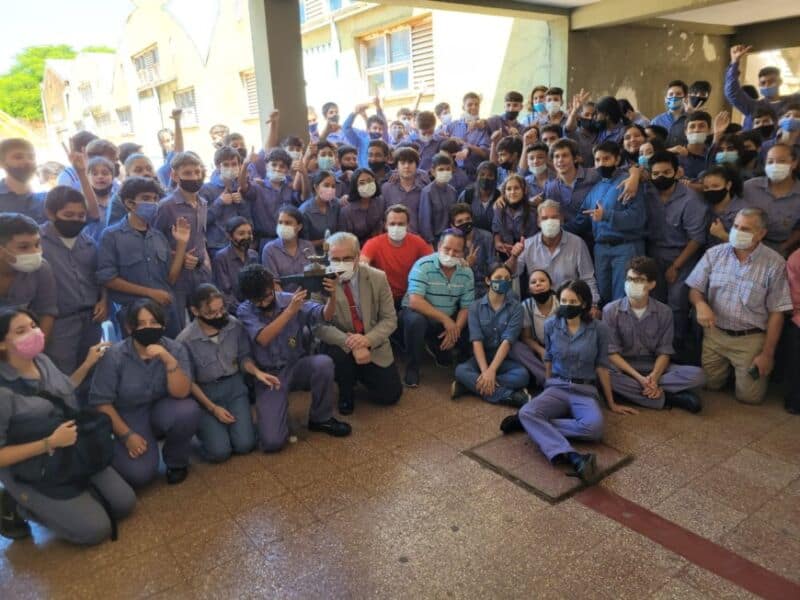 Sigue la entrega de mochilas para la Educación Técnico Profesional