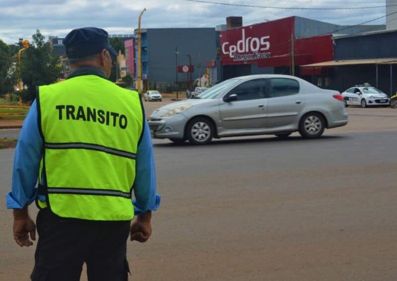 Manos únicas en Posadas: inspectores informan el cambio de circulación de avenidas