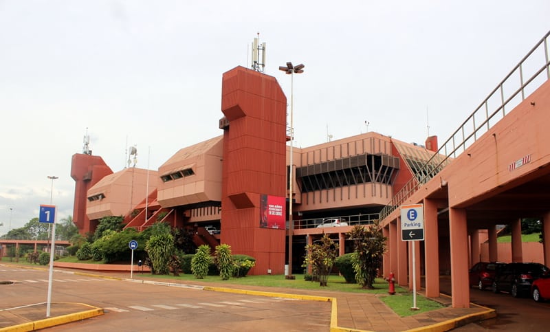 Obras en el aeropuerto de Posadas: avanzan las gestiones para mudar los vuelos a Encarnación