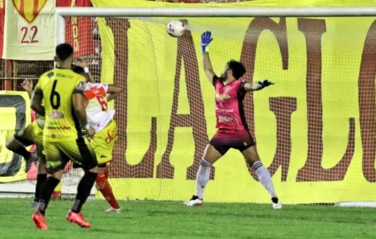 Federal A: Crucero empató 1-1 con Sarmiento y cosechó un importante punto en Chaco