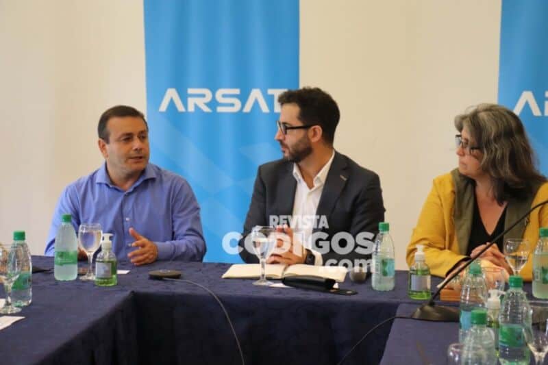 Herrera se reunió con la comitiva de ARSAT para potenciar la conectividad en Misiones