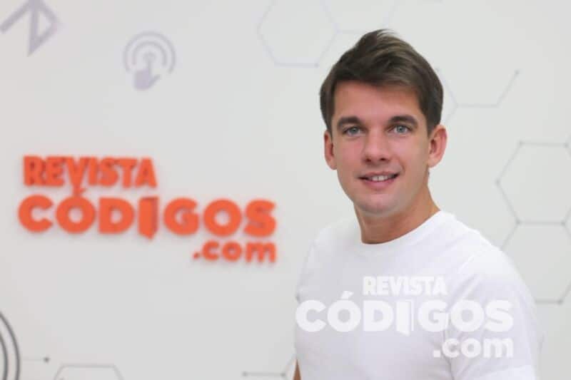Lucas Romero Spinelli: “La economía del conocimiento es un presente que ya lo ven los jóvenes” 3 6 - Lucas Romero Spinelli 3 - 5