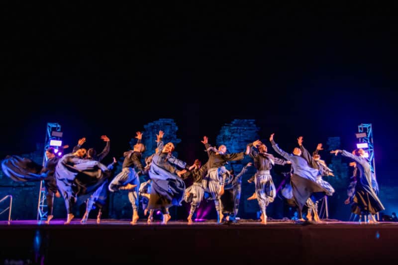 La plaza central de San Ignacio Mini volvió a vibrar este Jueves Santo 2 4 - Mater Lacrimosa del Ballet - 3