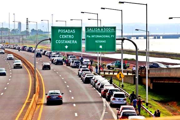 Migraciones levantó medidas de fuerza y se reunirá el lunes con autoridades nacionales en mesa de diálogo