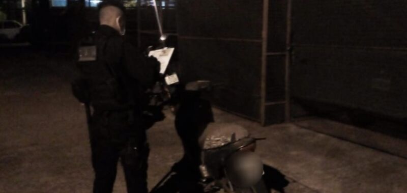 Secuestraron una moto robada y con documentaciones presuntamente apócrifas en Posadas