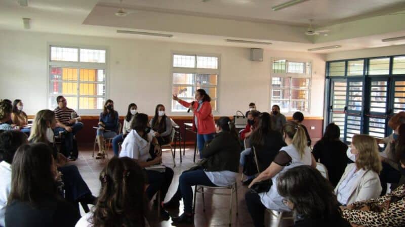 San José: realizaron un operativo integral el “Hogar de Día en Tu Barrio” 1 2 - Operativo el Hogar en Tu barrio en San Jose 5 - 1