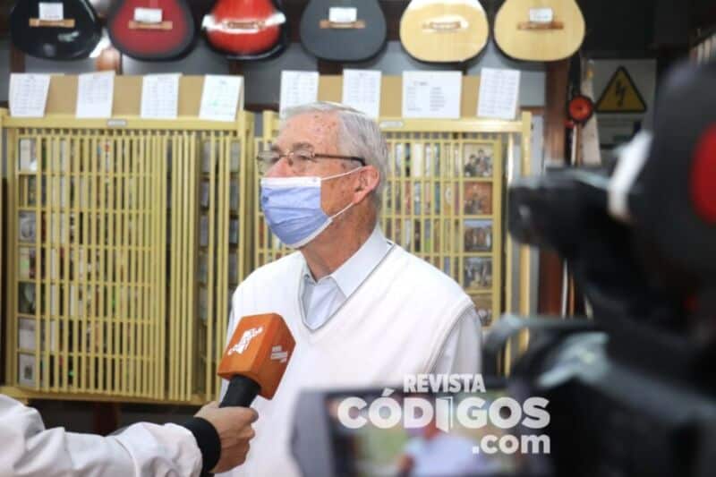 Destacan que en Posadas se mantiene la compra de discos y aumentó la venta de vinilos 5 10 - WhatsApp Image 2022 04 22 at 12.30.58 PM - 9