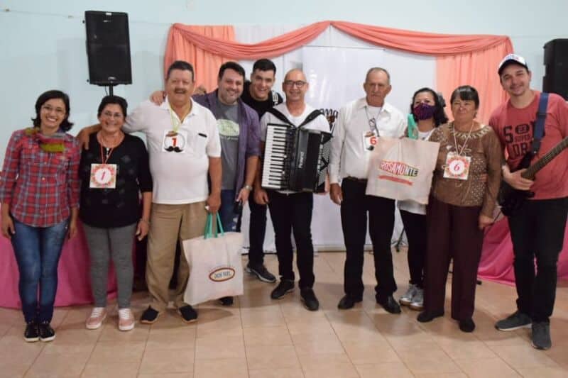 Divertida tarde para abuelos de Concepción de la Sierra