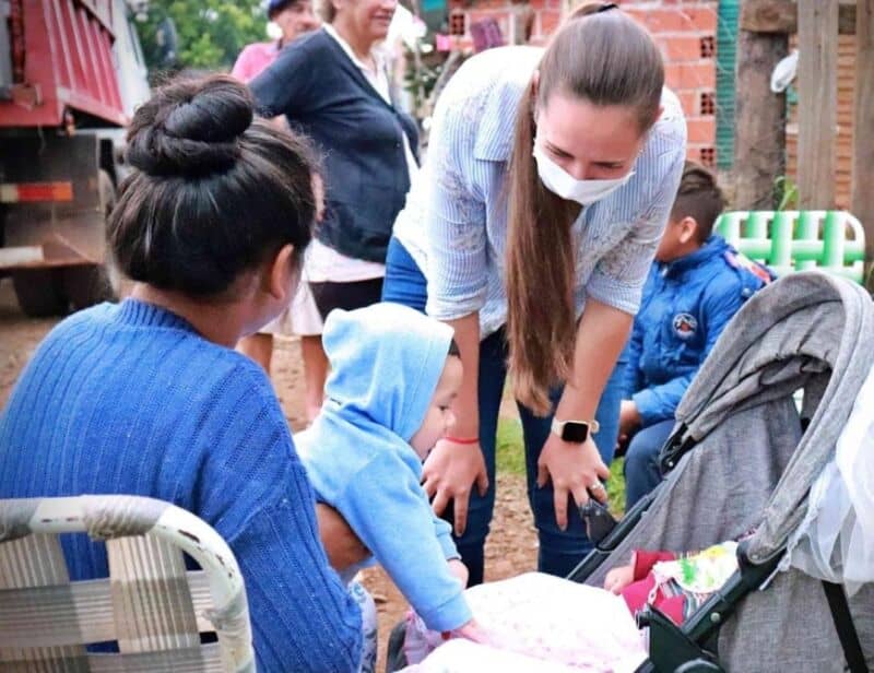 Tras la relocalización de 54 familias, se iniciaron las aperturas de calles en "Las Tacuaritas" 2 4 - apertura de calles 1 - 3