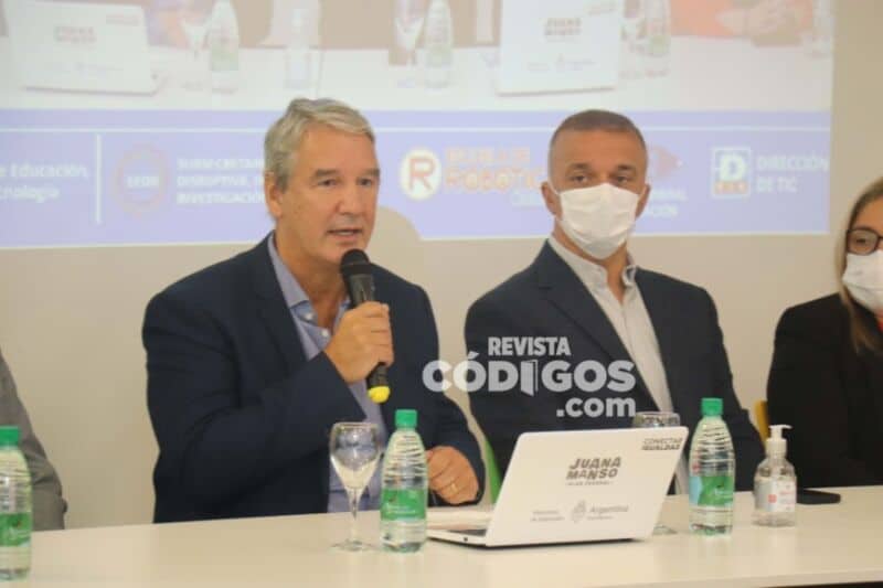 Escuela Secundaria de Innovación: presentaron programa para potenciar el nivel académico de estudiantes misioneros 14 28 - capacitacion 4 - 27