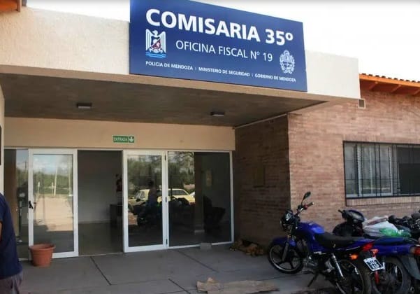 Mendoza: un comisario fue a trabajar borracho tras un asado con amigos