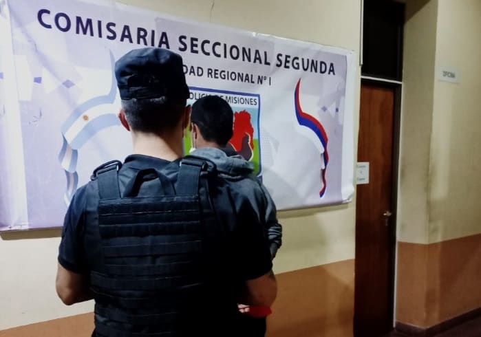Mediante las cámaras del 911 detuvieron a un hombre que habría robado una notebook en Posadas