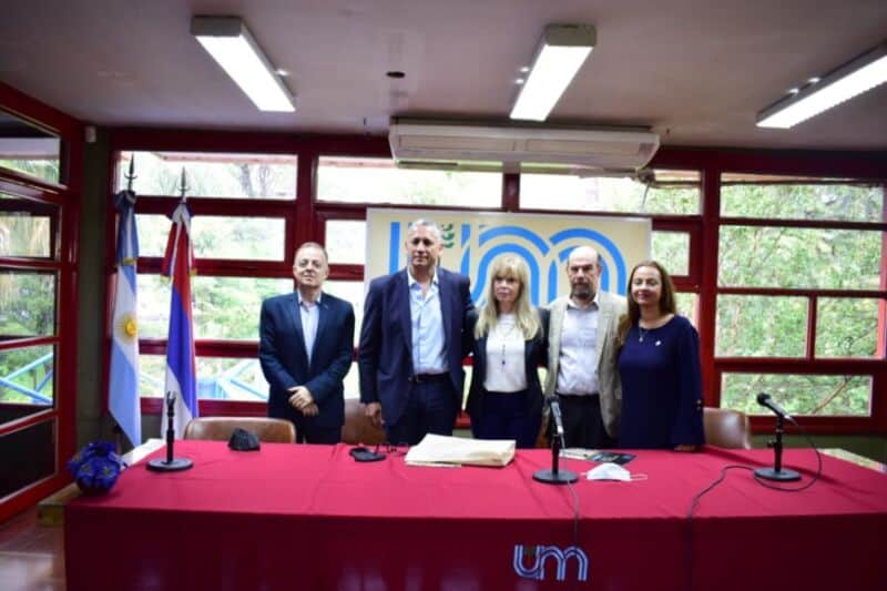 La Defensoría del Pueblo de Posadas y la Unam firman convenio para el Observatorio del Medio Ambiente