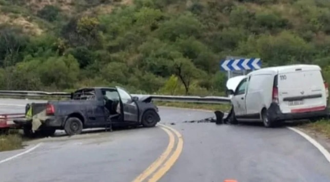 En Córdoba un automovilista filmó su propio choque