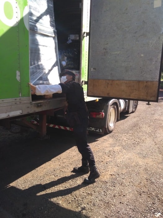 Secuestraron 50 cubiertas sin aval aduanero en Iguazú 1 2 - cubiertas2 - 1