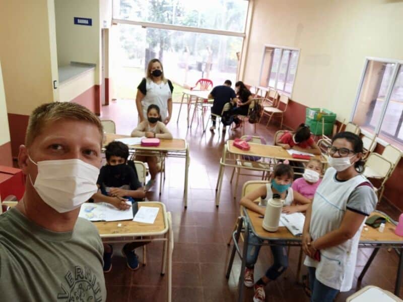 Dos de Mayo: dos centros de apoyo acompañan a familias para mantener a los chicos en las escuelas