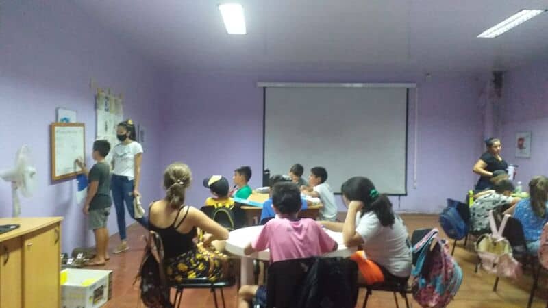 Dos de Mayo: dos centros de apoyo acompañan a familias para mantener a los chicos en las escuelas 1 2 - dos de mayo 4 - 1