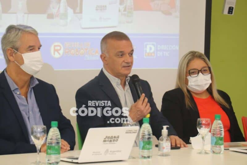Escuela Secundaria de Innovación: presentaron programa para potenciar el nivel académico de estudiantes misioneros 15 30 - innovacion 8 - 29
