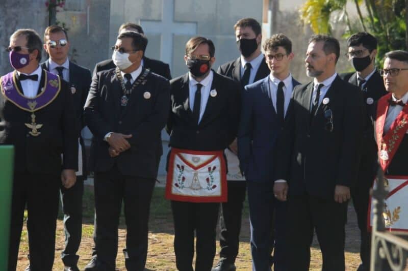 Realizaron en Posadas un homenaje a Ramón Madariaga en el 111° aniversario de su fallecimiento 2 4 - madariaga 4 - 3