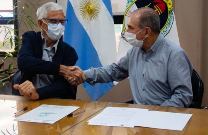 La Municipalidad de Posadas y el Iprodha firmaron convenio para obras de asfalto en Itaembé Guazú