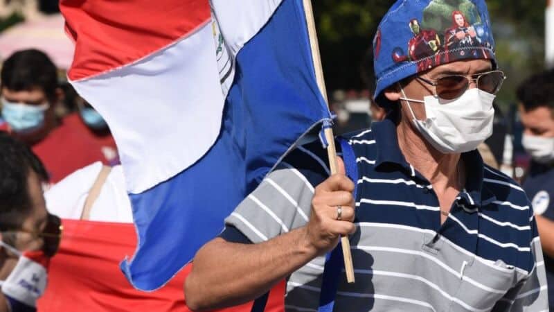 Paraguay deroga desde este lunes el uso obligatorio de los tapabocas
