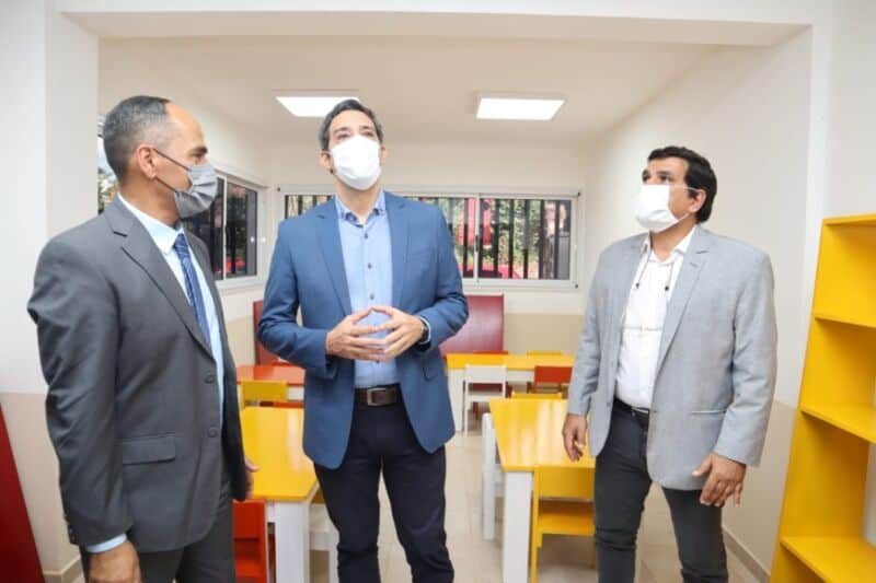 Inauguraron el instituto educativo del Círculo de Suboficiales de la Policía 1 2 - perez 2 - 1