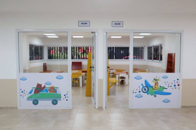 Inauguraron el instituto educativo del Círculo de Suboficiales de la Policía 3 6 - perez 3 - 5