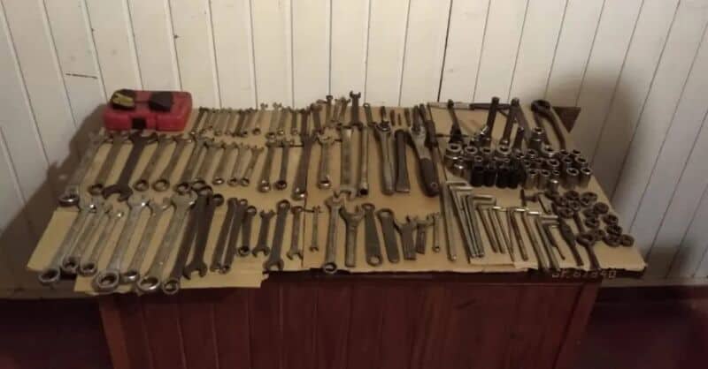 Recuperaron una importante cantidad de herramientas de un taller mecánico: hay un detenido 1 2 - procedimiento 2 - 1