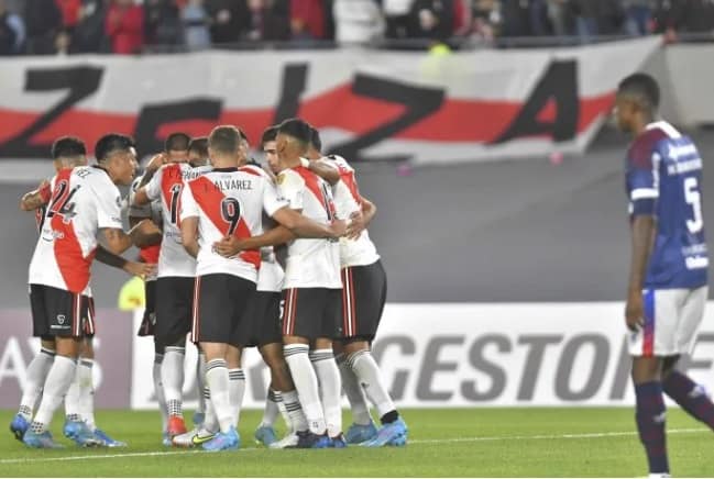 Copa Libertadores: con dos golazos, River le ganó 2 a 0 a Fortaleza de Brasil