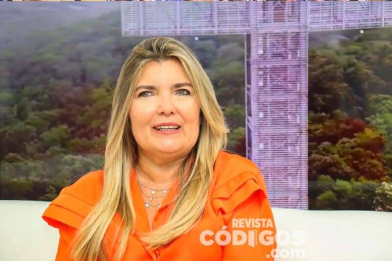 Mirá las mejores imágenes y reviví otra edición de Códigos en la Tele 12 24 - silvia cabrera 2 - 23