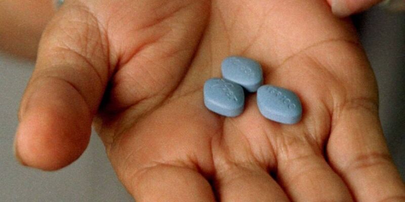 Terminó ciego de un ojo tras consumir viagra en exceso