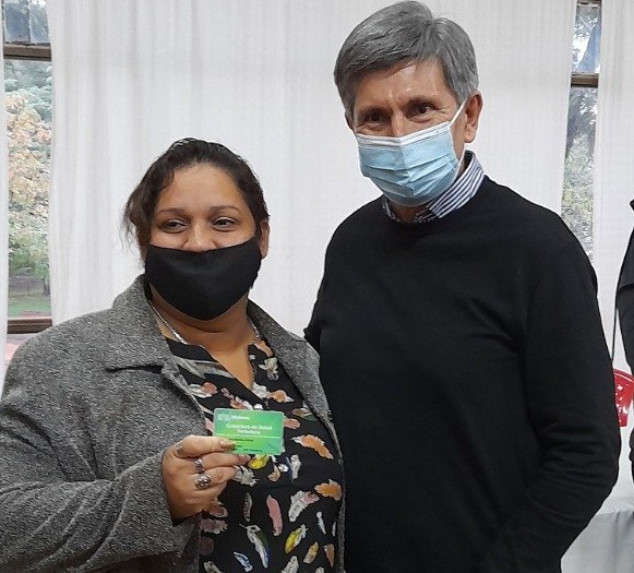 Productores yerbateros de Ruiz de Montoya y Jardín América recibieron sus carnets de salud 2 4 - 01 carnet jardin america - 3