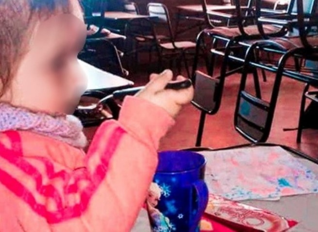 La respuesta viral de la rectora a una alumna que iba a clases con su beba