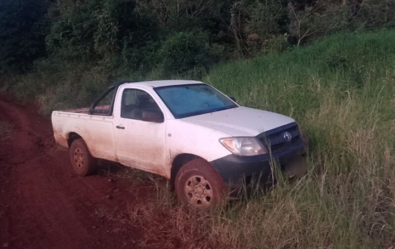 Policías recuperaron una camioneta robada en Eldorado