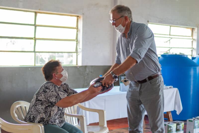 Entregaron insumos para fortalecer los sistemas de riego a productores hortícolas de Garupá 2 4 - IFAI 3 - 3