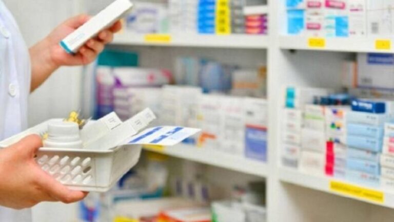 Posible faltante de medicamentos: las farmacias apuntan a los laboratorios