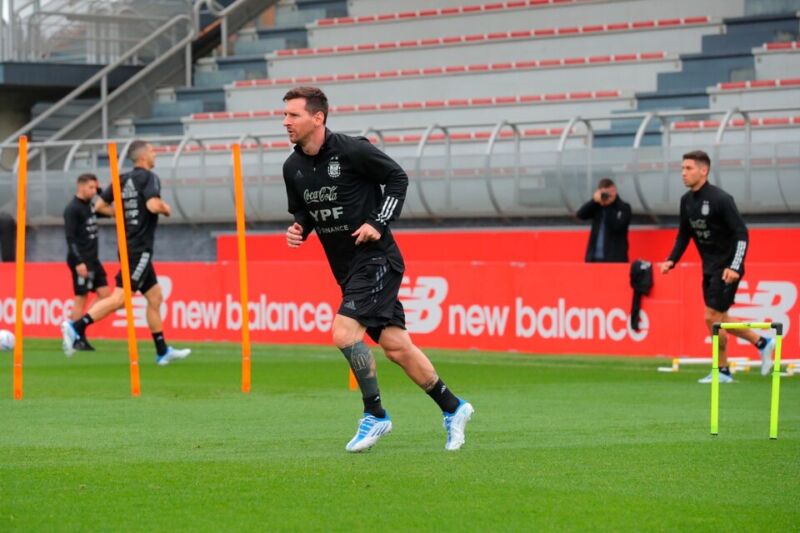 Finalíssima: la Selección ultima detalles con la mira en el Mundial