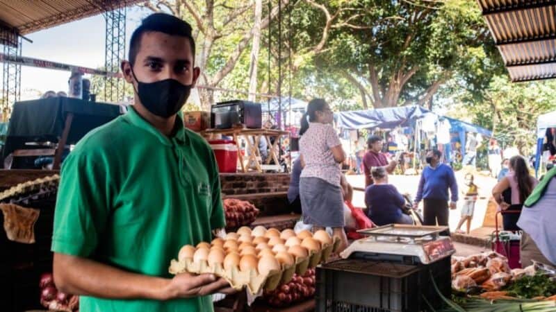 Feriantes de Posadas se capacitaron en manipulación de alimentos 3 6 - WhatsApp Image 2022 05 11 at 8.20.27 AM - 5