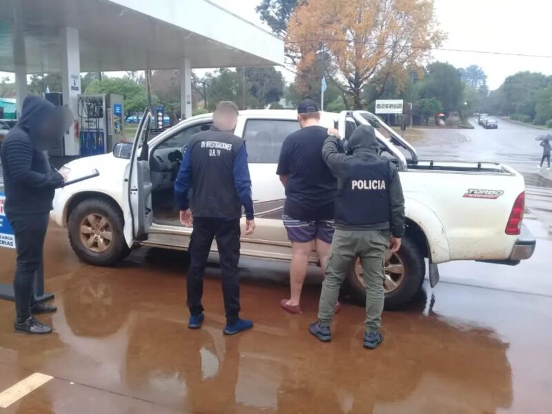 Atraparon a un joven a punto de vender armas robadas en Garuhapé