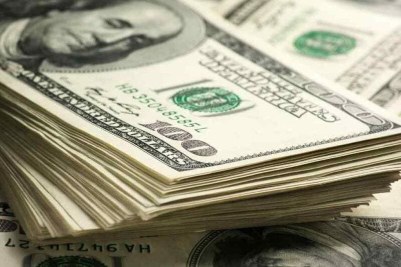 Blanqueo: casi 105 mil argentinos declararon más de u$s19.000 millones