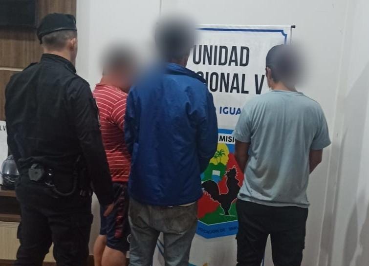 Iguazú: terminaron presos por dañar el vehículo de un taxista