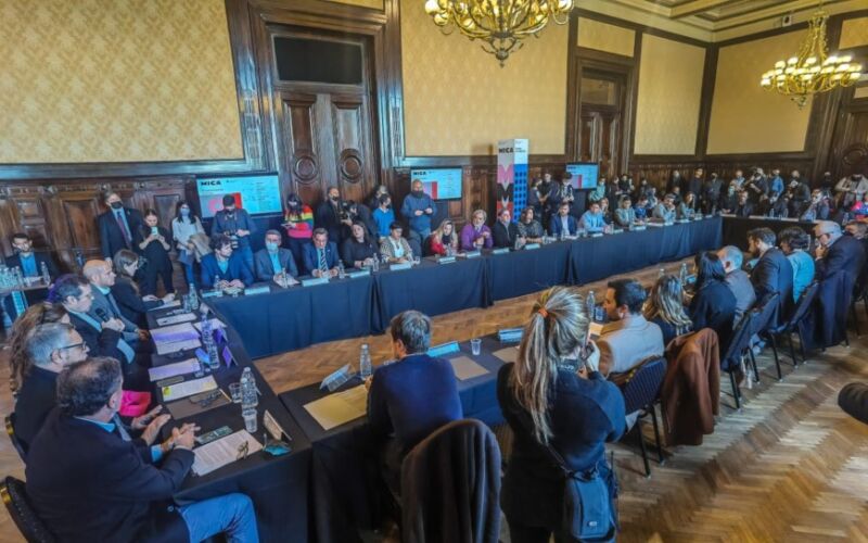 Misiones participó del debate sobre el estado de las industrias culturales del interior del país 2 4 - industrias culturales 1 - 3